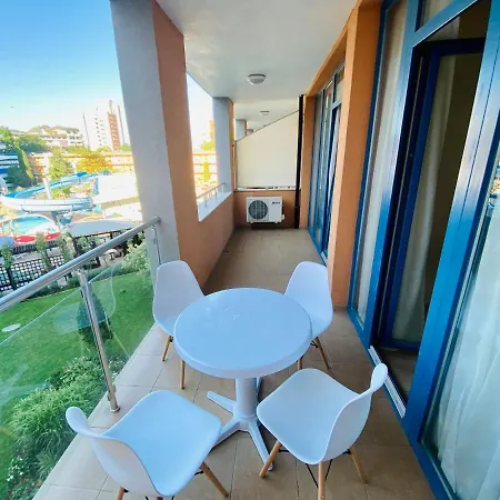 Family Apartment In Trakia Complex Διαμέρισμα *